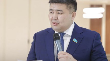 Елнур Бейсенбаев избран руководителем Фракции «AMANAT» в Мажилисе