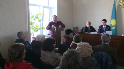 Против закрытия шахты выступают жители села в Восточном Казахстане