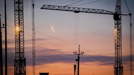 Строительство 76 объектов приостановили в Астане