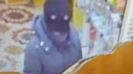 Тобыл өңірінде бетперде киген адам дүкенді тонап кетті