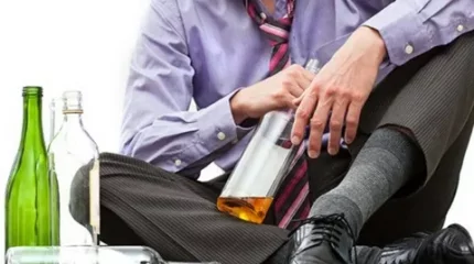 "Суық тигесін ішкен": Павлодар облысында мас болған әкімді жұмыстан босату ұсынылды