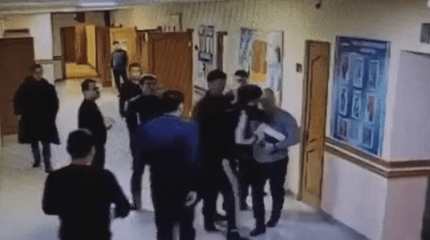 Ұлытауда шахта қызметкерін соққыға жыққандар ұсталды