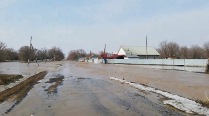 "Упали баня и сарай": жители села Кызылжар рассказали подробности паводка