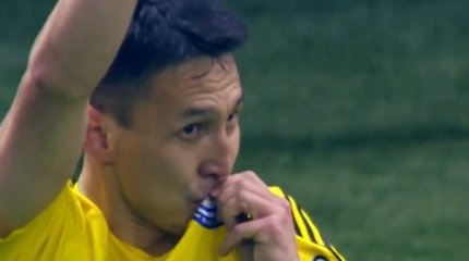 Гол казахстанца в ворота сборной Дании признали лучшим