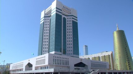 "Это эскиз, а дизайн формируется": политолог об изменениях в Казахстане после референдума