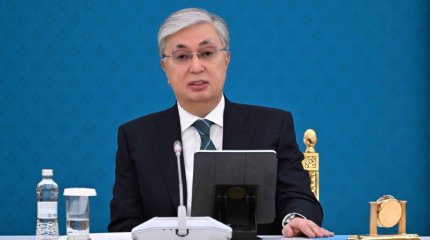 Увеличить доплату за ученые степени поручил Токаев
