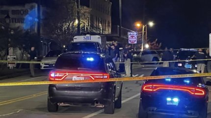 Стрельба на вечеринке в США: 4 подростка погибли, десятки ранены