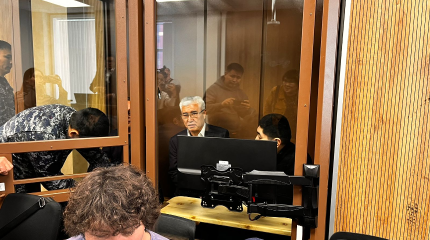 Арыстанбек Мұхамедиұлы сотта кінәсін мойындамады