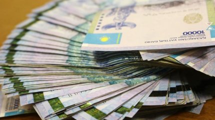 Білім бөлімінің басшысы мен бухгалтер 543 млн теңге жымқырған