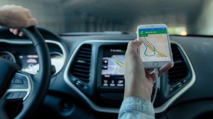 Алматылық таксист шетелдік азаматты әуежайдан қонақүйге 45 мың теңгеге апарған