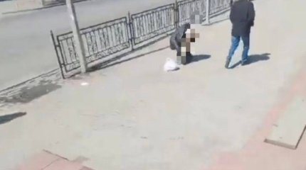 За демонстрацию гениталий двух карагандинцев направили в психдиспансер