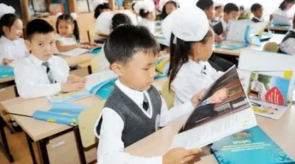 Мәжіліс депутаты сынып жетекшілерінің орнына арнайы маман алуды ұсынды