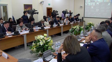 Оқу-ағарту министрлігі балаларға арналған SIM-карта енгізуді ұсынды