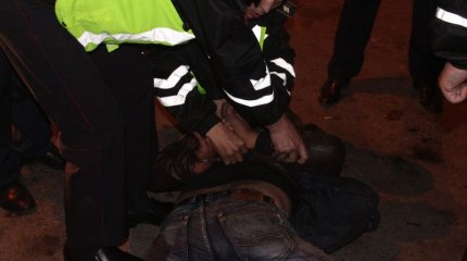 "Үйге баса-көктеп кірген". Жетісу облысында жас келіншекті қинаған қос күдікті ұсталды