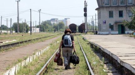 Переселенцы с Туркестанской области едут на восток страны