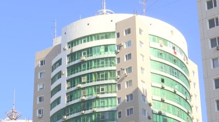 Ақтөбеде бір түнде үш адам көпқабатты үйден секіріп қаза тапты