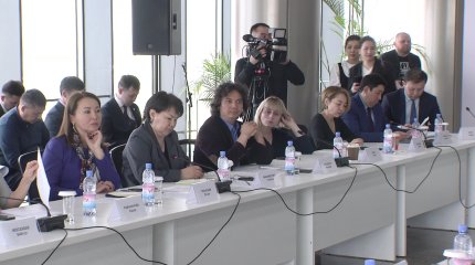 «TikTok-ты 13 жастан асқандар ғана қолдану керек», - маман пікірі