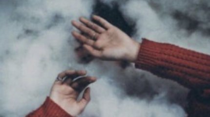 Два человека отравились угарным газом в ВКО