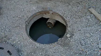 Павлодарда кәріз құбырынан шала туған сәбидің денесі табылды