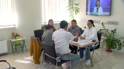 "Әкімдік біздің 250 млн теңгемізді өзге адамға аударып жіберді",- Түркістан қаласының тұрғыны