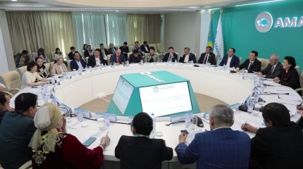 «Miras» республикалық қоғамдық кеңесінің мүшелері ұлттық тәрбие мәселелерін талқылады