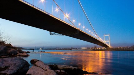 20 лет уже "Новый": переименовать знаменитый мост Семея предлагают общественники