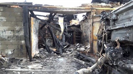 Оралда өртенген гараждан үш адамның мәйіті табылды