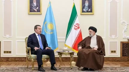 Әлихан Смайылов Иран Президентімен кездесті