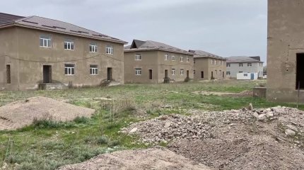 Жамбыл облысы Қордай ауданында шағын қалашықтағы үйлер он жылдан бері қаңырап бос тұр