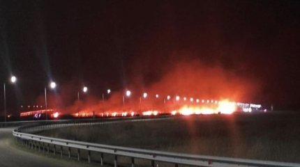 Окрестность аэропорта горит в Петропавловске