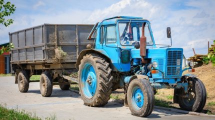 Мальчик залил шубат в бак трактора в Атырауской области