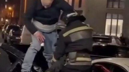 19-қабаттан құлап, тірі қалды