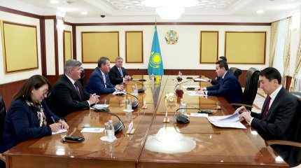 Алихан Смаилов встретился с исполнительным вице-президентом «Шеврона»