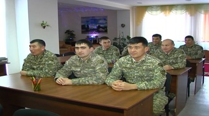 «Әскерге міндетті борышкерлердің 60 пайызы енжарлық немесе қорқақтықтан бас тартады», - депутат