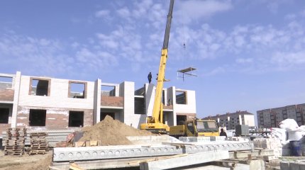 Ақтөбеде жүздеген адам пәтерлеріне кіре алмай жүр