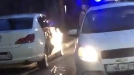 Угнал машину, повредил несколько «патрулек»: пьяного водителя без прав задержали в Павлодаре