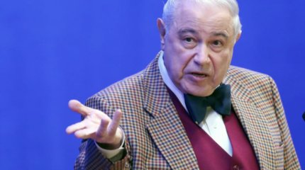 СМИ сообщили о госпитализации Петросяна