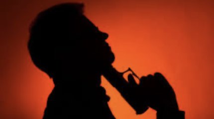 Мужчина случайно выстрелил себе в голову и остался жив