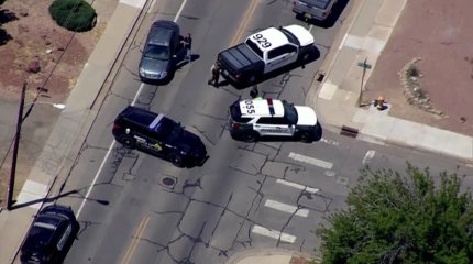 18-летний парень устроил стрельбу по прохожим в США