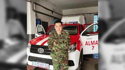 «Без него время остановилось», - коллеги о погибшем пожарном Арслане Курманбекове