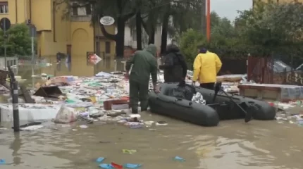 Италияда 14 өзен арнасынан тасыды