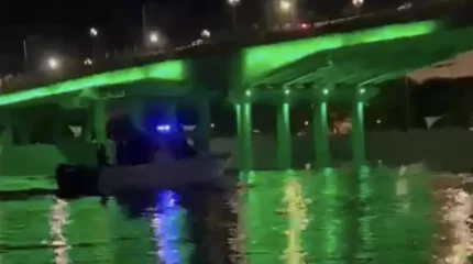 Атырауда 17 жастағы жасөспірім көпірден секіріп кетті