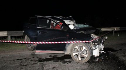 «Скончались, не приходя в сознание»: двое взрослых и ребенок погибли в ДТП под Уральском