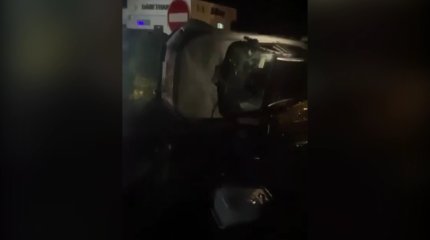 Большегруз с новенькими Tesla перевернулся по пути в Алматы