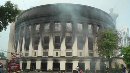 На Филиппинах сгорело историческое центральное почтовое отделение страны