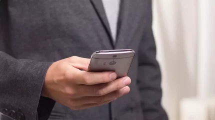 "Тексеріс болмайды": Жамаубаев қазақстандықтардың мобильді аударымдарын бақылау туралы айтты