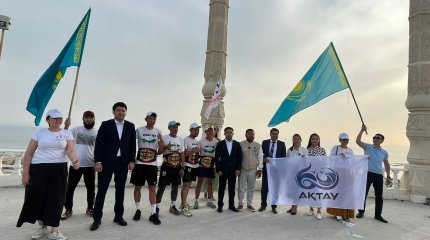 Пешком 100 населенных пунктов прошли жители Астаны и попали в Книгу рекордов