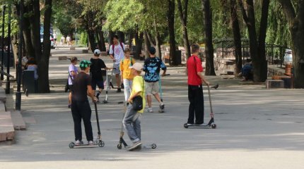 Электрсамокат тепкен оқушылар үшін ата-ана жауап береді