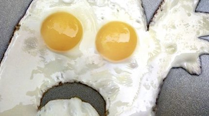 "Меньше яиц в яичницу", - Совет деловых женщин о том, как откладывать с зарплаты в 120 тысяч тенге