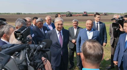 Токаев ответил на "шутку" Лукашенко о вступлении Казахстана в Союзное государство